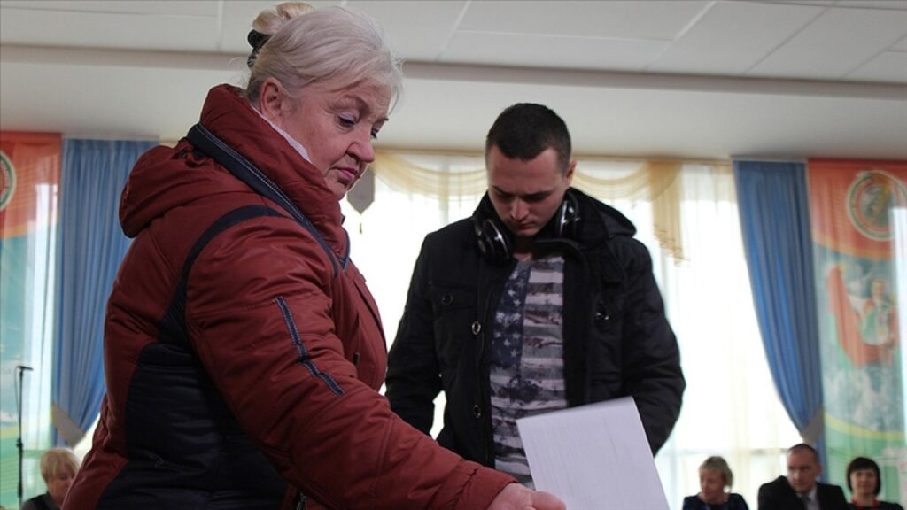 belarusta cumhurbaskanligi secimi basladi lukasenko 5 rakibiyle yarisiyor YUXZCjGH