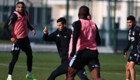 besiktas twente maci hazirliklarina basladi v9PUu1Oe