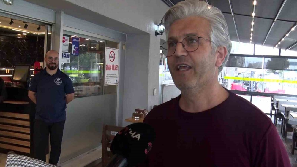 beylikduzunde nefes borusuna yemek kacan adam heimlich manevrasi ile kurtardilar 0