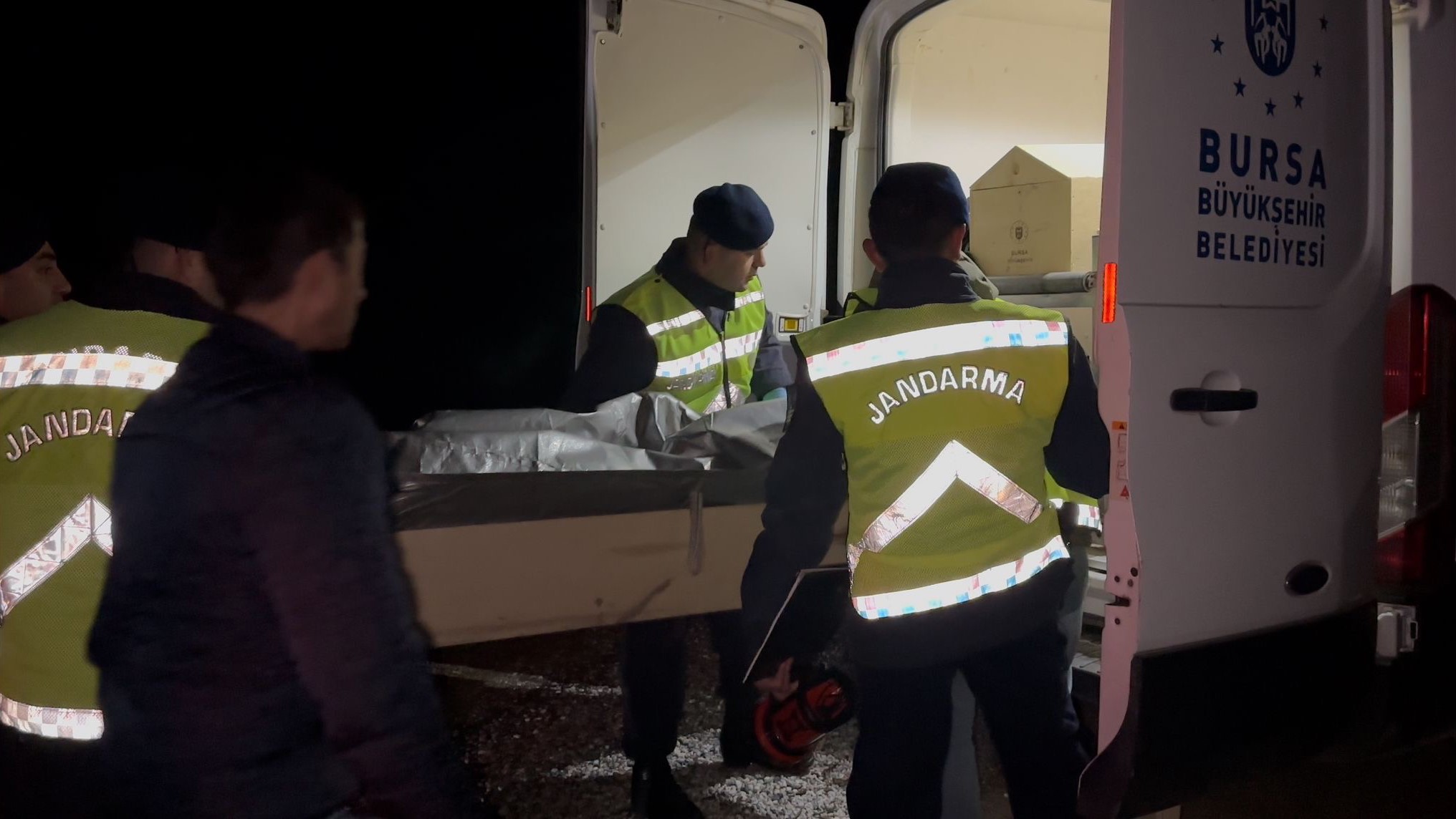 bicaklanan genc yakilarak olduruldu bursada vahset 0 t4Wc9yNt