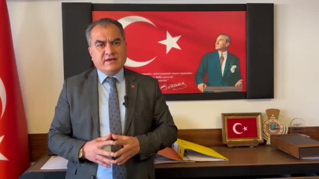 birlik saglik senden 20 yillik ambulanslarin trafige cikmasina tepki DFEsGP11