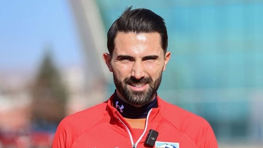bodrum fkdan surpriz hamle volkan demirel eski takim arkadasini istiyor J7mpQOmq