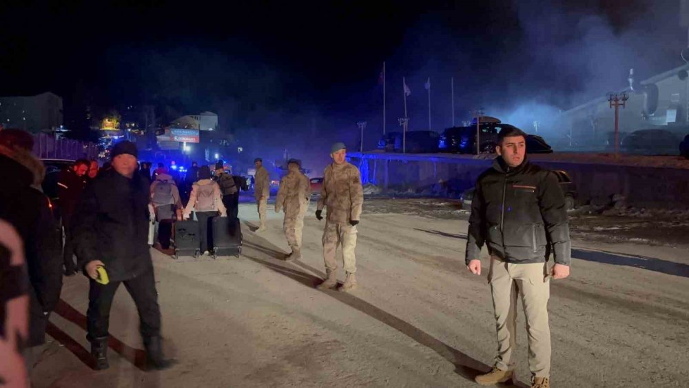 bolu kartalkayada otel yangini olu ve yaralilar var 2 QJJchDgK