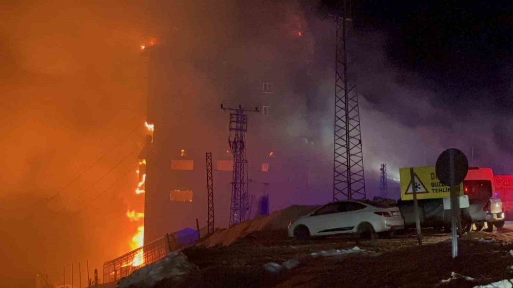 bolu kartalkayada otel yangini olu ve yaralilar var 4 MvApWA9L