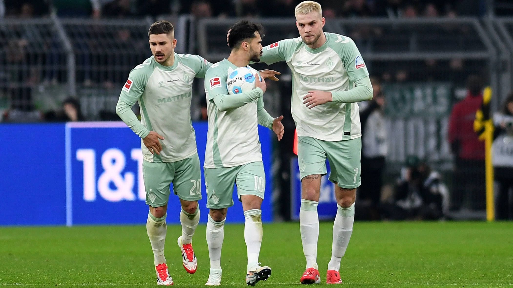 borussia dortmund evinde werder bremen ile 2 2 berabere kaldi 0 5phURIlB