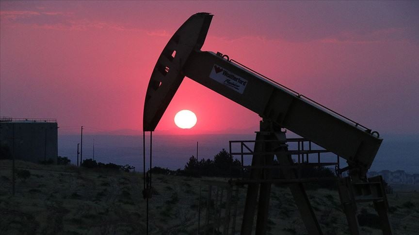 brent petrol fiyati yukselise gecti 7764 dolardan islem goruyor 24 ocak 2025 0 YKHeGsBd