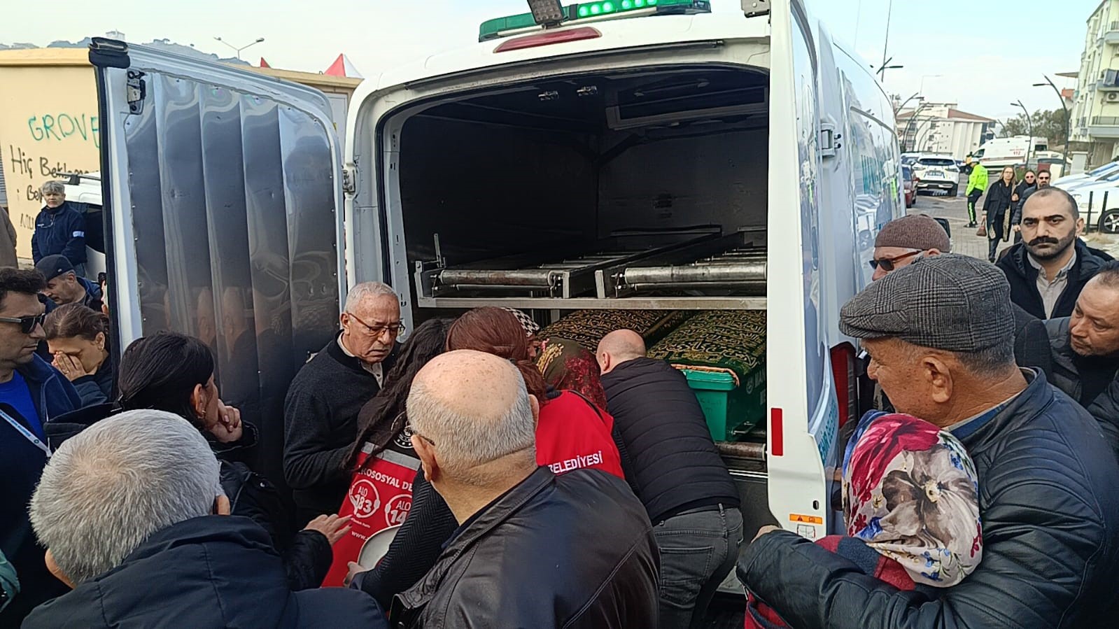 bu acinin tarifi yok doktor kubra ve kizi icin gozyaslari sel oldu 0 HIUAeZi4