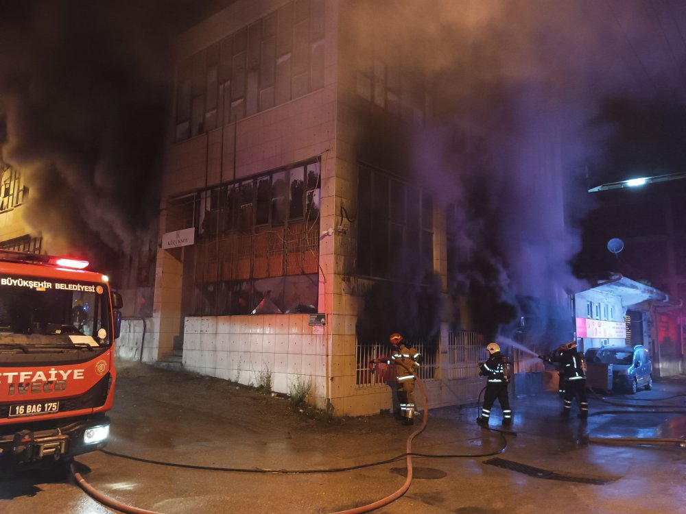 bursada 3 katli tekstil atolyesi kule dondu 3 6G3PBJZd