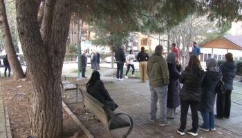 bursada korku dolu anlar binanin zemini kaydi qAbkdhy8