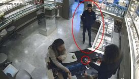 bursada sahte altin vurgun 129 adet gram altin yakalandi khzMYVXl