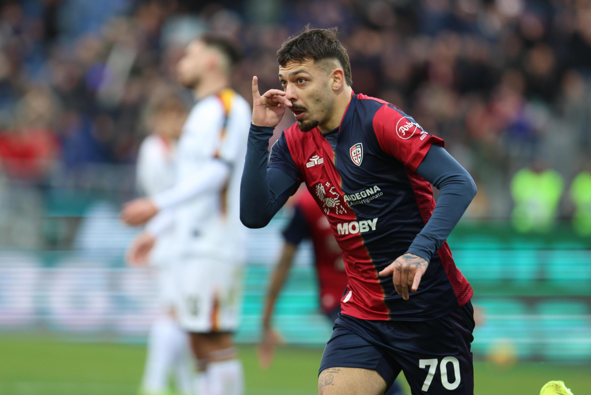 cagliari lecceyi 4 1 yendi 1 PbevDa6j