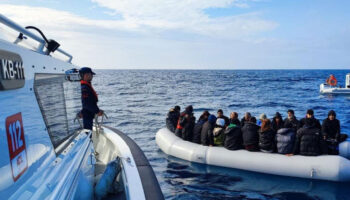 canakkalede 35 kacak gocmen yakalandi sNOStNrv