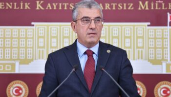 chp grup baskanvekili gokhan gunaydindan umit ozdagin gozaltina alinmasina tepki qPXgHelR