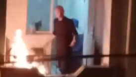 cinnet gecirdi balkonu atese verdi PwNbPOKU