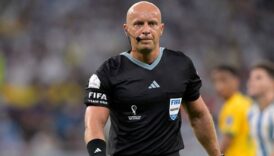dunyanin en iyi hakemi fenerbahce galatasaray derbisine talip oldu UzJGUNnX
