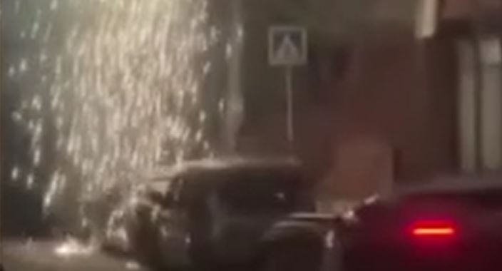 elektrik telleri patladi 0 RIndGN4F