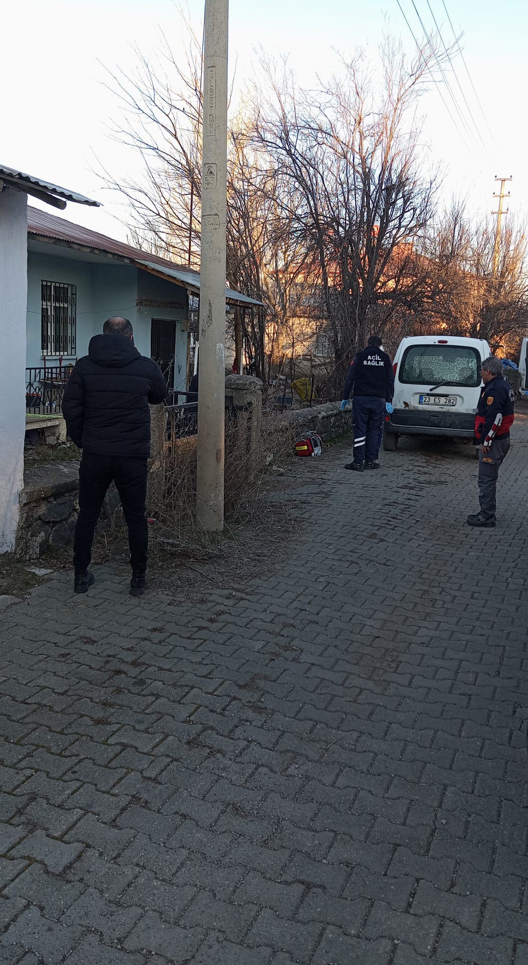emekli ogretmen mezar tasini hazirlayip intihar etti son yazisi kahretti 3
