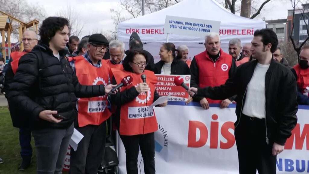 emeklilerden cadirli ve kucuk tencereli eylem kuculte kuculte bu kadar oldu EV1Ogvib