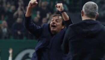 ergin ataman cilgina dondu euroleaguede skandal karar us1eJUP1