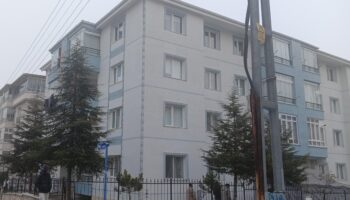 esini bicakla yaralayip yasamina son verdi mzGcldYE