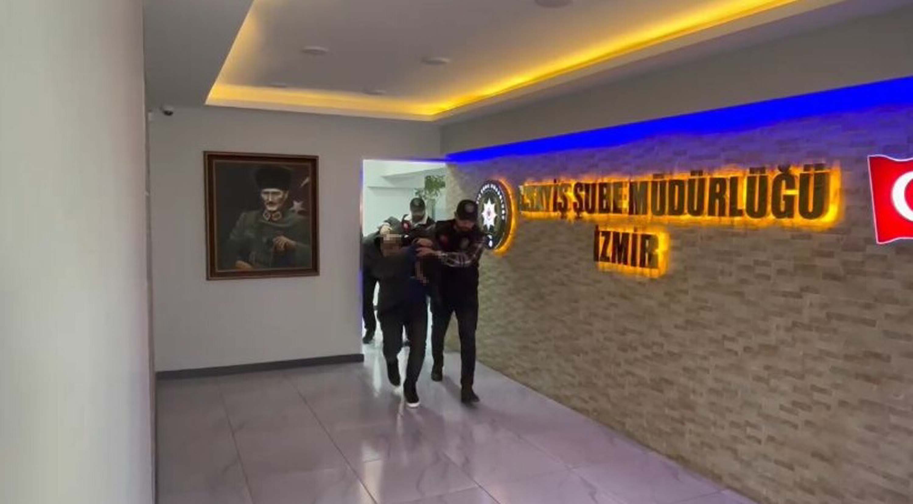evlilige izin cikmadi sevgilisi ile annesini tufekle vurdu 0 ddyLzVQ1