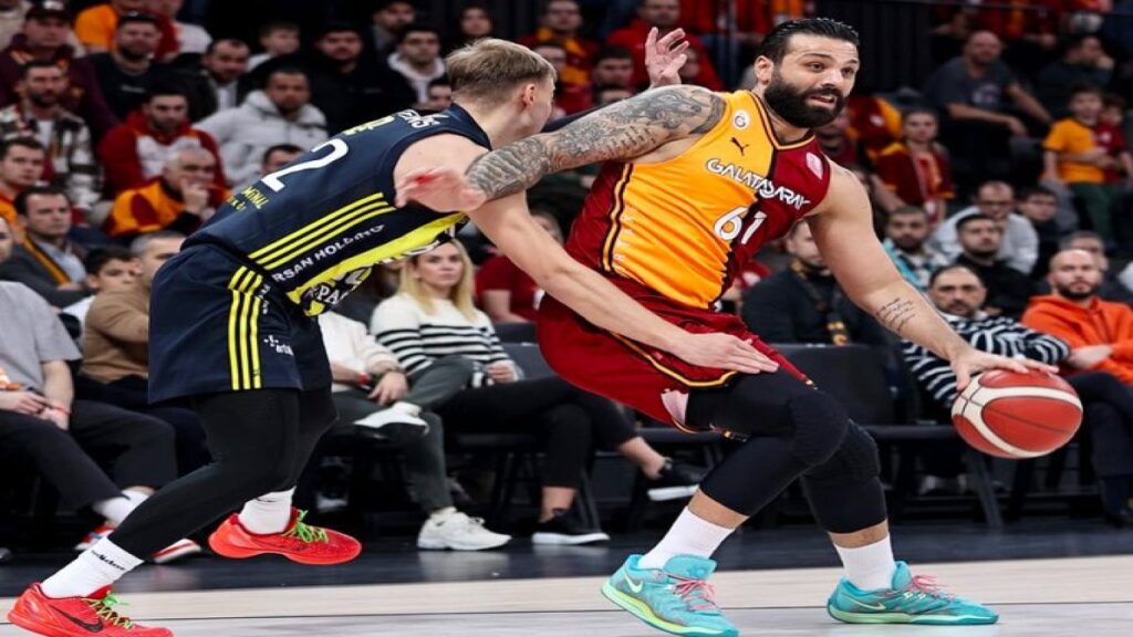 fenerbahce beko derbide galatasarayi devirdi OHJxiyq4