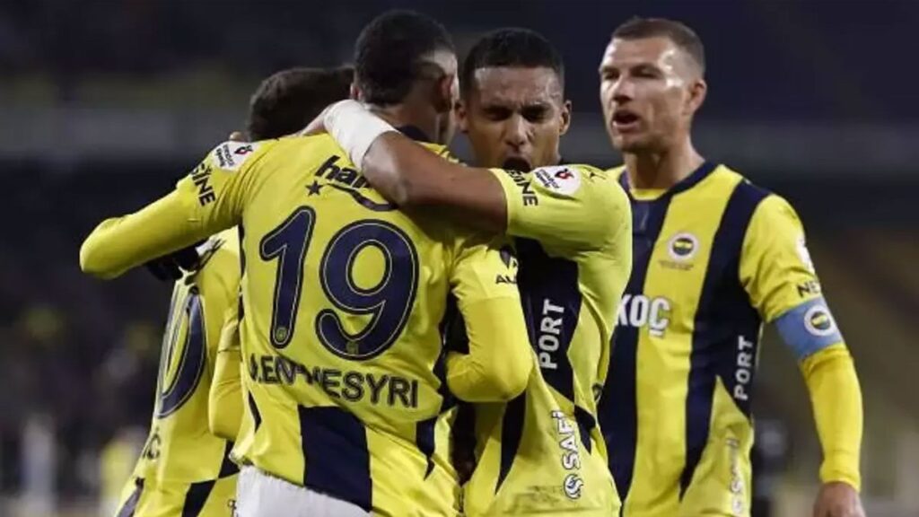 fenerbahce lyona karsi kritik galibiyetin pesinde DDzgyhT8