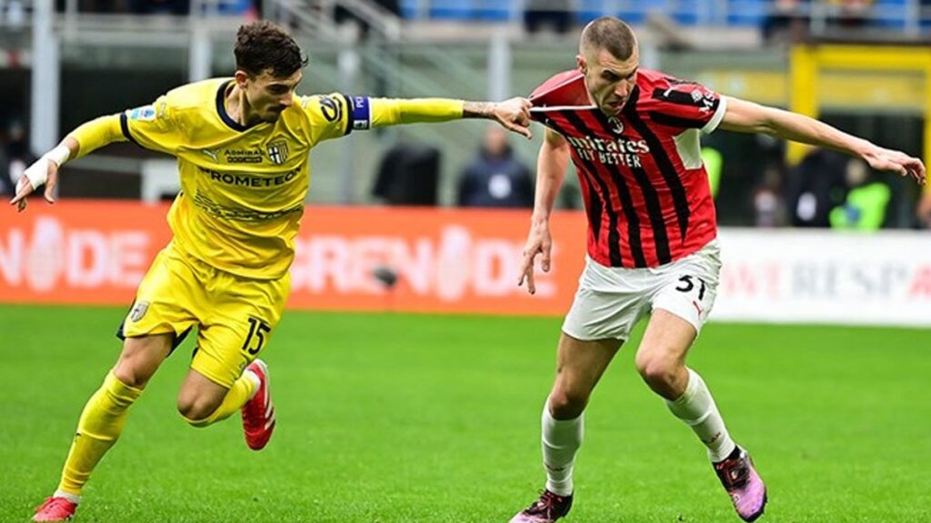 fenerbahce ve galatasarayin gundemindeki oyuncu transfer kararini verdi IGRlwxsY