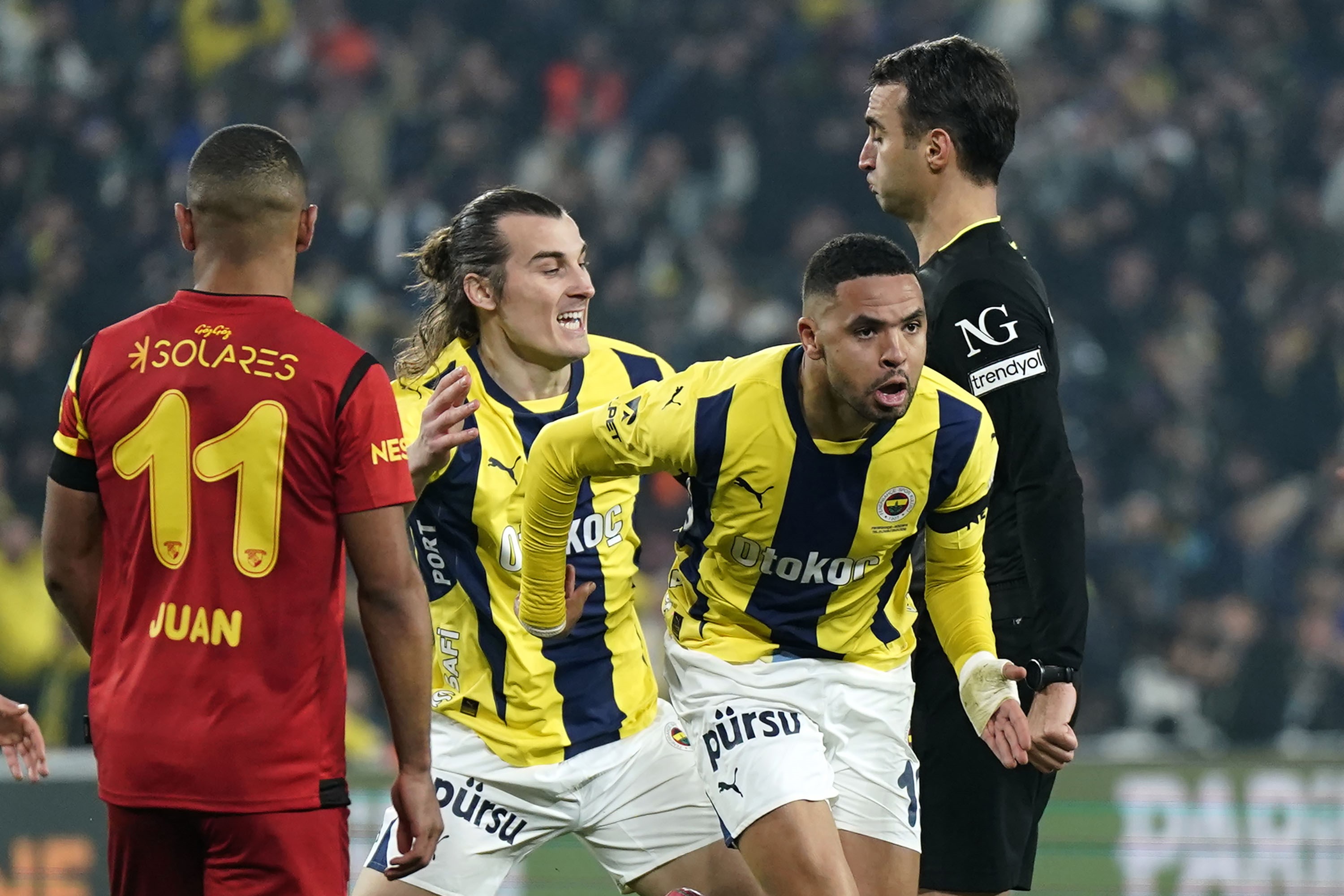 fenerbahcedeki buyuk degisim herkesi sasirtti son yillarin en tuhaf maci 0 CIki3a4I