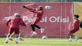 galatasaray dinamo kieve hazir DpC514ua