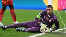 galatasaray taraftarlari musleradan ozur dileyecek rekora hazirlaniyor 3OQJaILa