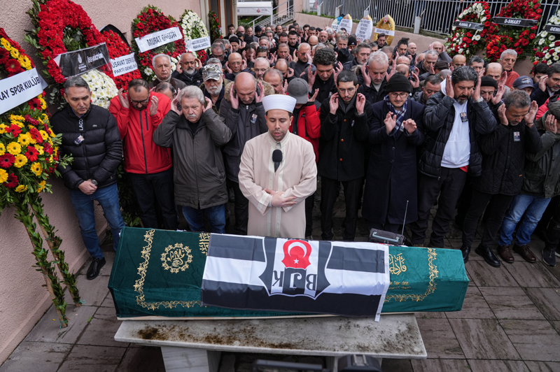 gazeteci deniz arman son yolculuguna ugurlandi 0 CWchiaQK