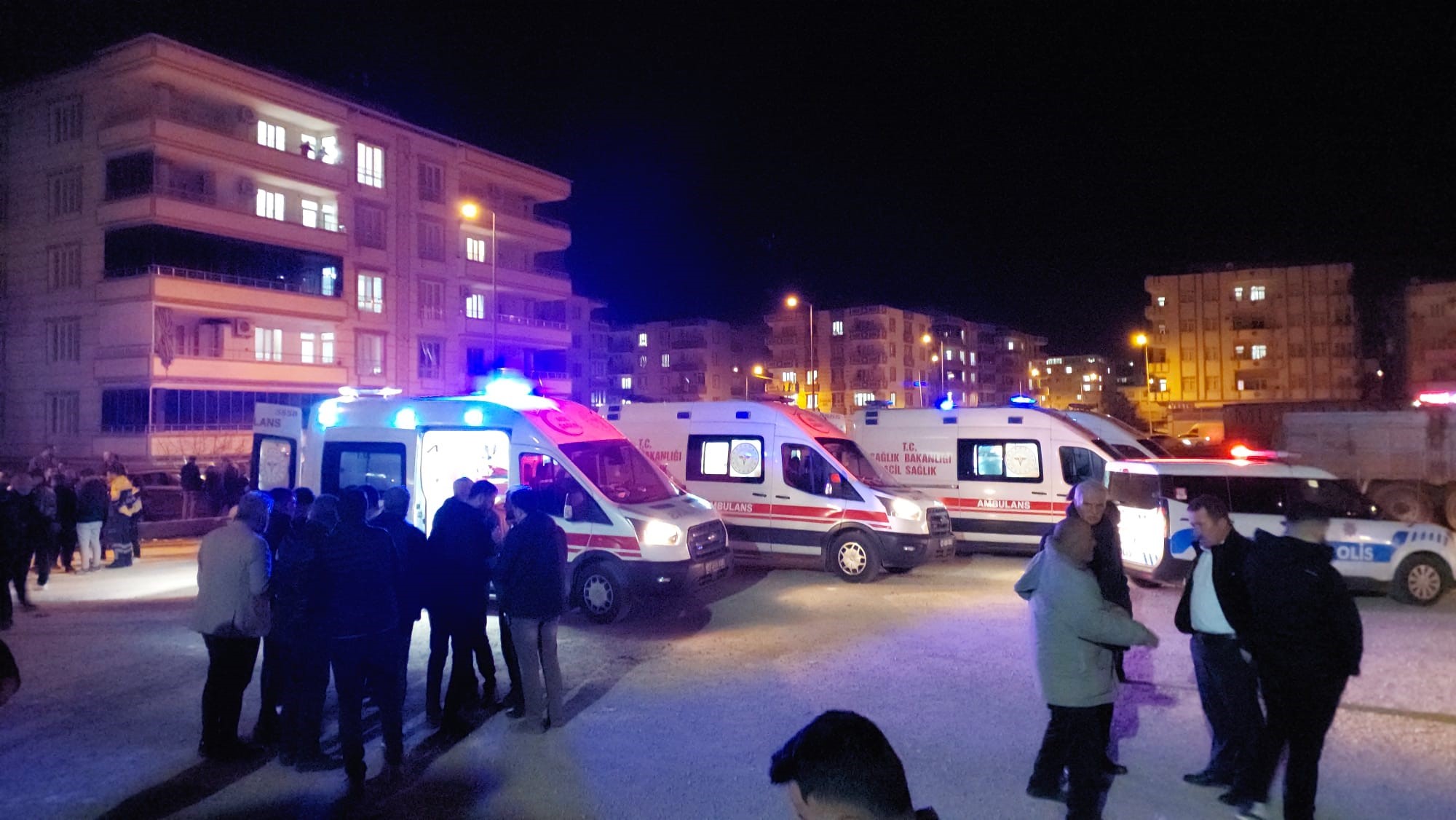 gaziantepte taziye evine silahli saldiri 2 olu 3 yarali 2 pRY1gVfm
