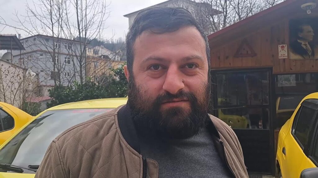 gurcistan sinirinda taksicilik yapan esnaf artan maliyetlerden yakindi MX56aitG