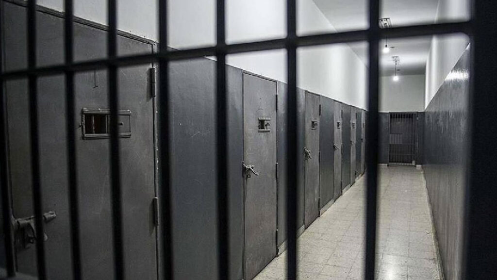 hapishanede 21 yil kalan filistinli ozgurlugune ancak surgunde kavusabildi AwmyWZbd