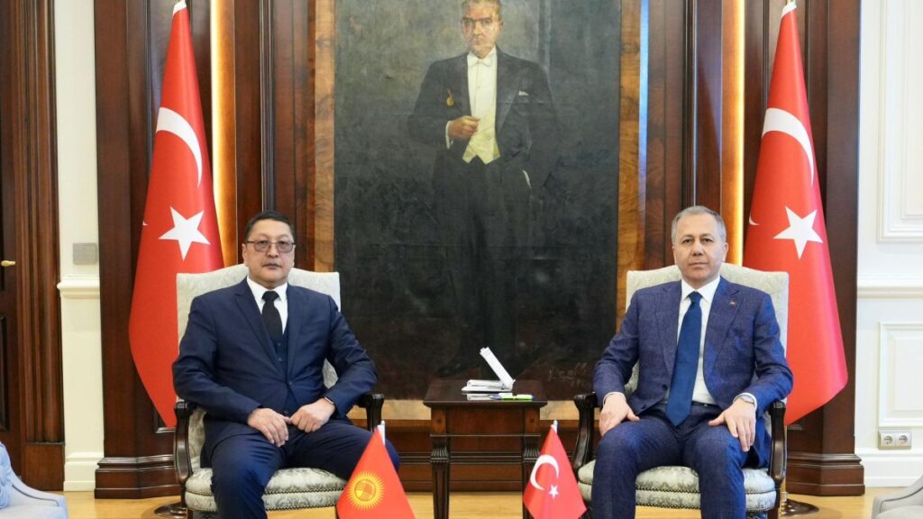 icisleri bakani yerlikaya kirgizistan acil durumlar bakani ajikeyevi kabul etti HEHllKFa