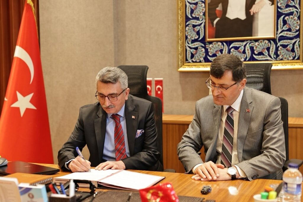 ihtiyac sahiplerine ucretsiz kuaforluk hizmeti P86TzQt5