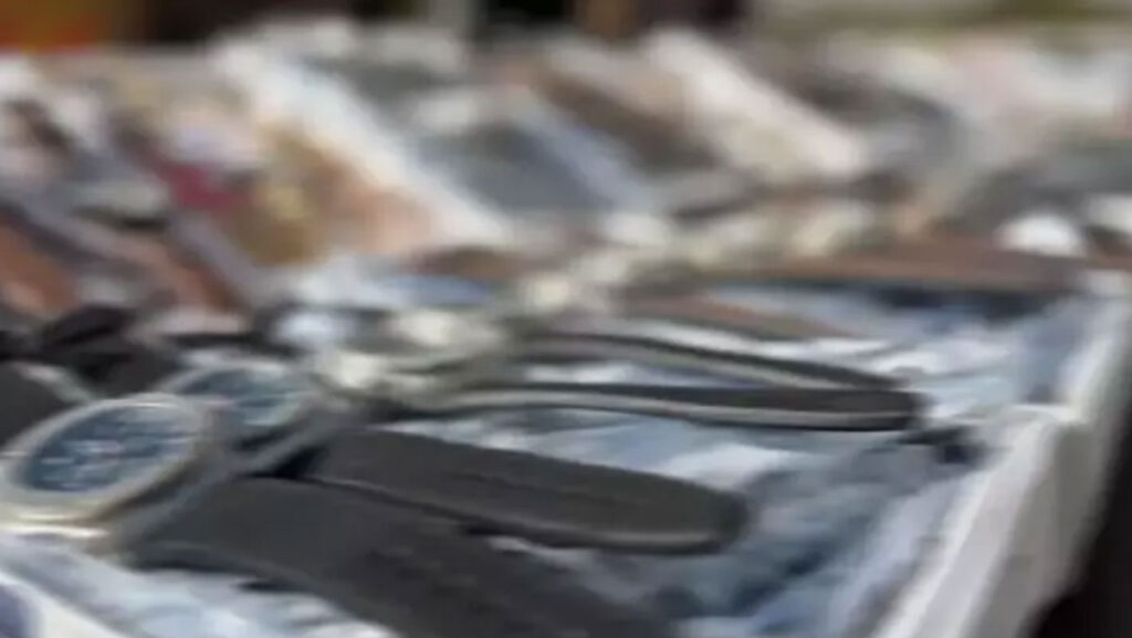 is insanlari arasinda 35 milyon liralik saat tartismasi CUvBRbZK