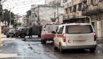 israilden cenin kentine saldiri 20den fazla ev ve yapiyi yikti arRqLqhL
