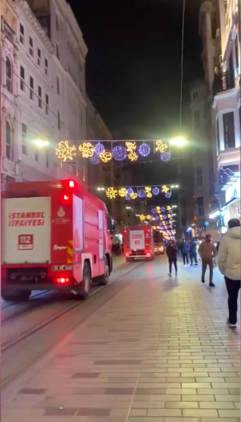 istanbulun gobeginde korkunc yangin binalar cayir cayir yandi 8 UBEDMDzR
