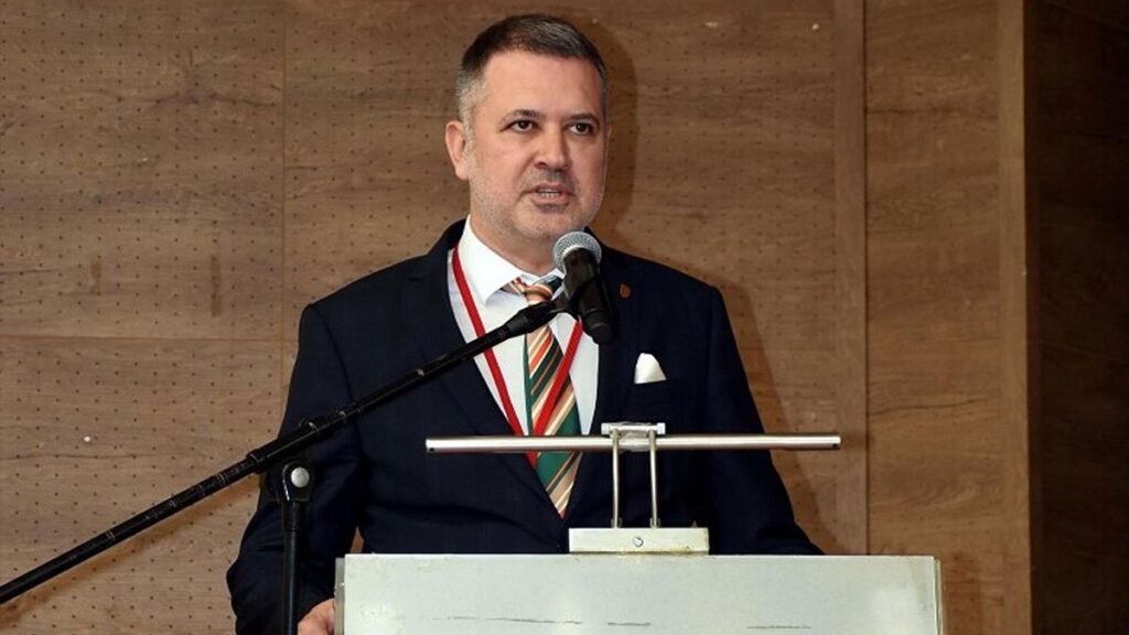 karsiyaka baskani 1 ayda istifasini verdi mayf5wIK