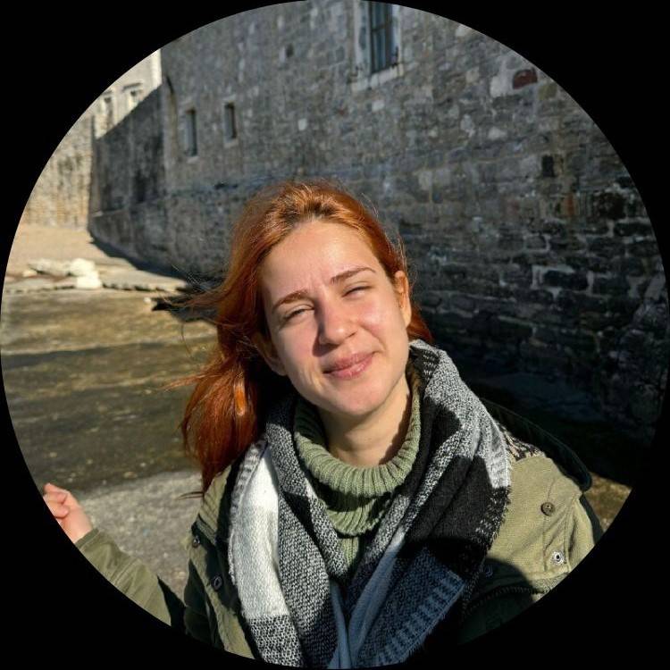 Kartalkaya Kayak Merkezi'ndeki yangın faciasında hayatını kaybeden Mert Doğan ile eşi ve iki çocuğuna son veda 18 kartalkaya kayak merkezindeki yangin faciasinda hayatini kaybeden mert dogan ile esi ve iki cocuguna 3bfzN7Nt