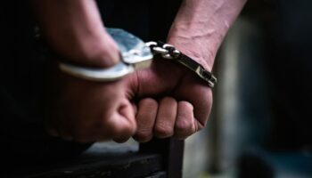 kayseride hakkinda 21 yil 6 ay hapis cezasi bulunan firari yakalandi WRP4eOvC