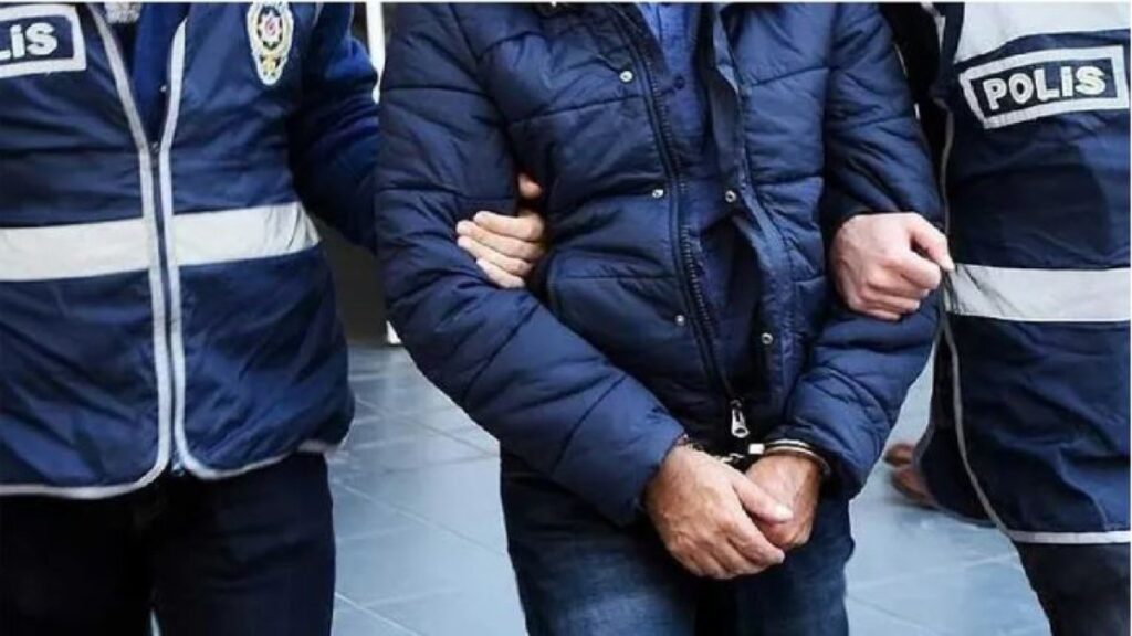 kocaelide firari 3 hukumlu yakalandi beJFJVqw