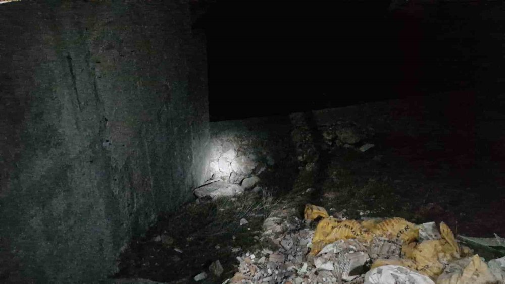 kopruden asagi dustu ekipler seferber oldu 1 vHWCETQb