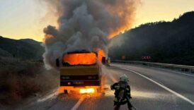 korkutan yangin yakit dolu tanker alev topuna dondu r3uk8EnK
