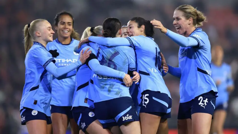 manchester city ve chelsea yari finale yukseldi 0