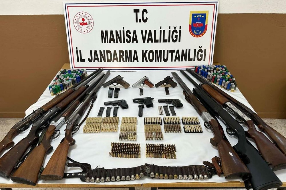 manisada ruhsatsiz silah operasyonu 0 hIJCYtaO