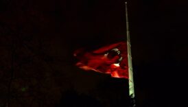 milli yas nedeniyle bayraklar yariya indirildi TqwNiU49