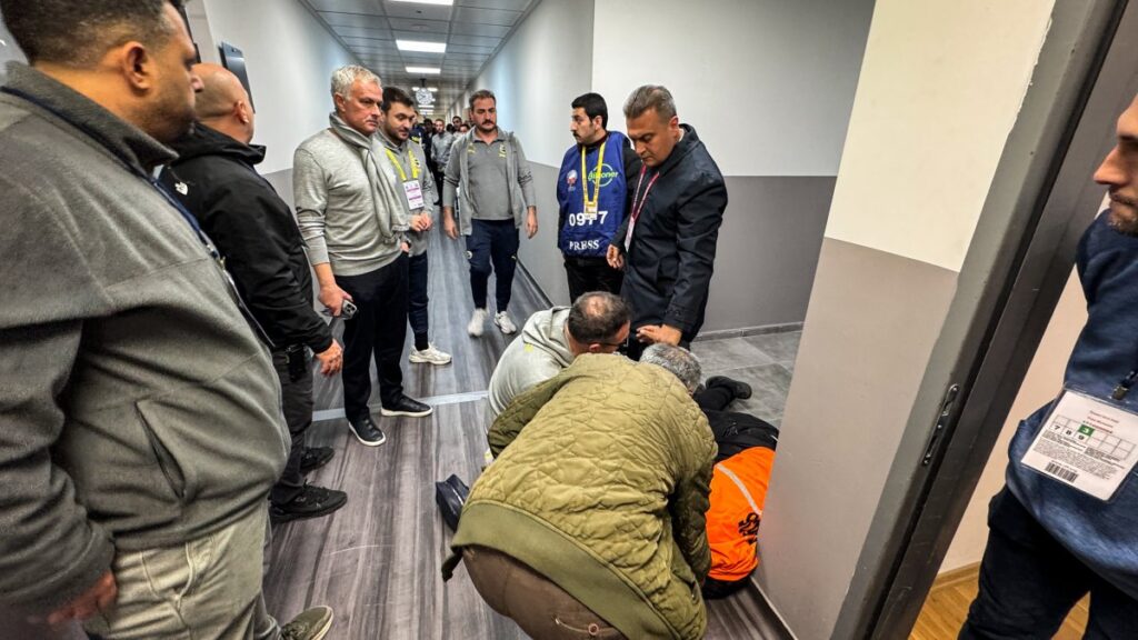 mourinho koridora cikti guvenlik bayildi 3ILXgPFt